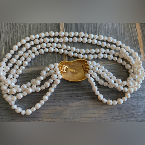 Vintage Trifari Womens Gold Choker Four Strand String Pearl Necklace 18" - Picture 9 of 11